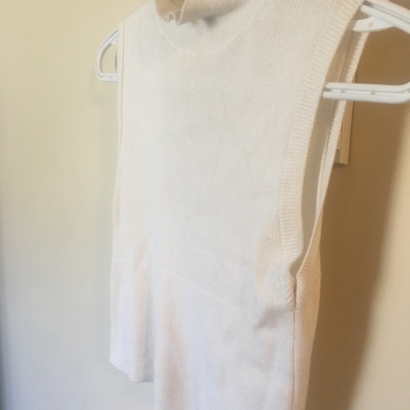 Cropped turtle neck - Picture 3 of 3